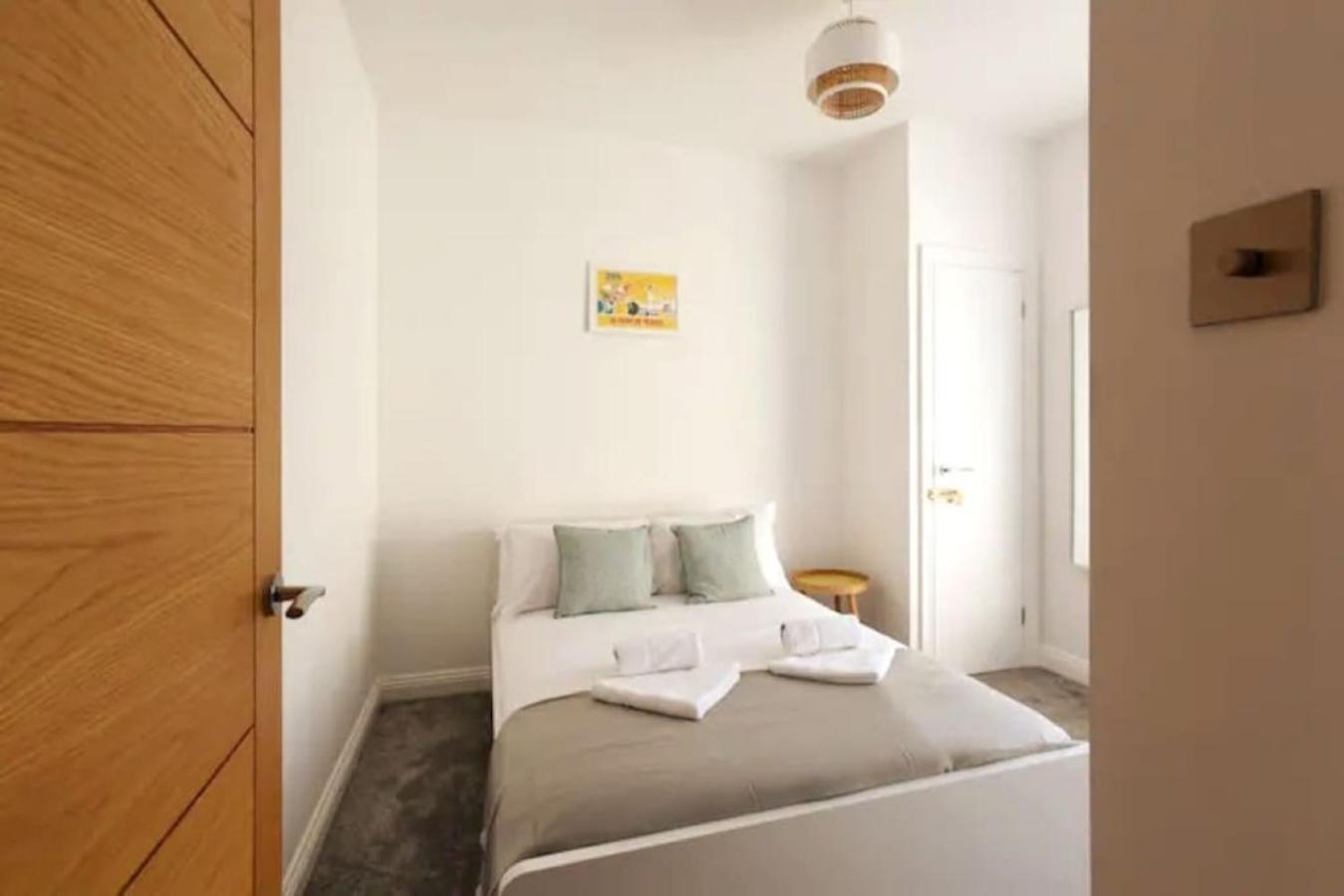 Air Maison - Stunning Beach Front Apartment Портцмаус Экстерьер фото